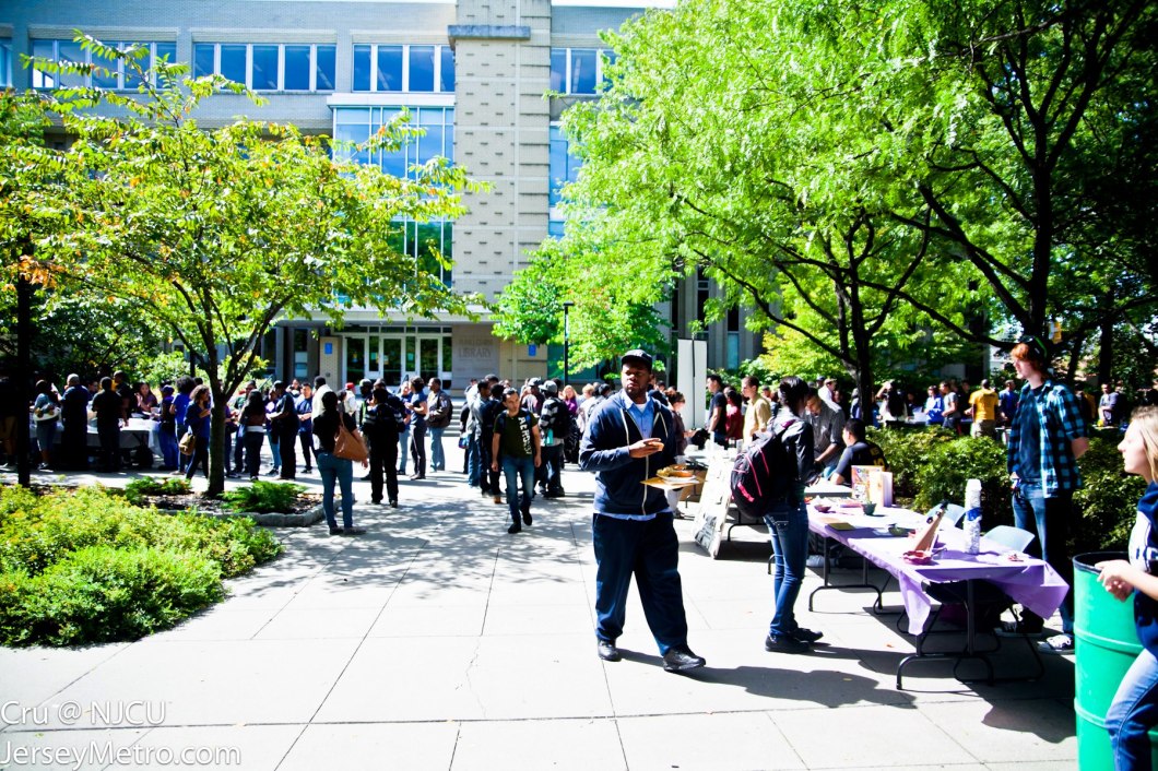 325558_509254825769550_631479893_o